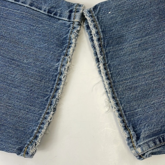 American Eagle SZ 28/30 distressed jeans - Picture 8 of 9